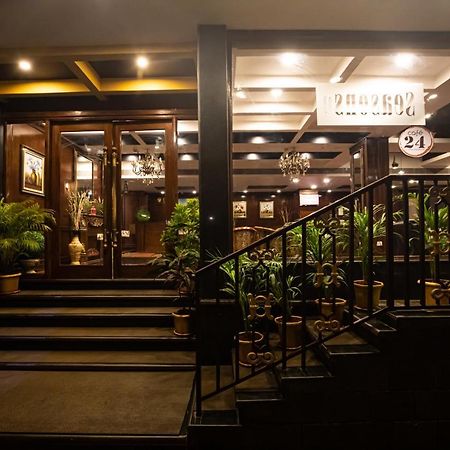 Seasons Hotel & Spa Madgaon Exteriör bild
