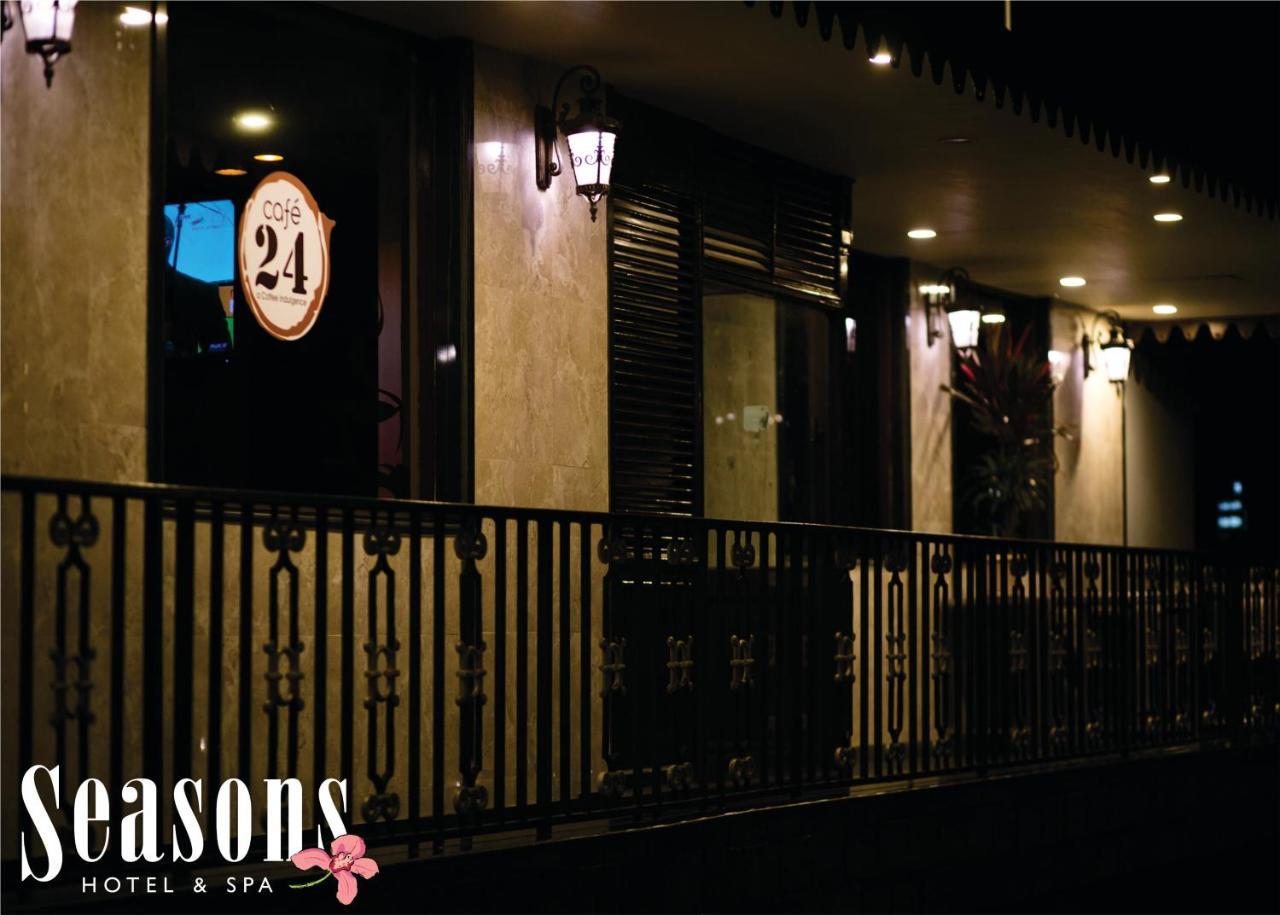 Seasons Hotel & Spa Madgaon Exteriör bild